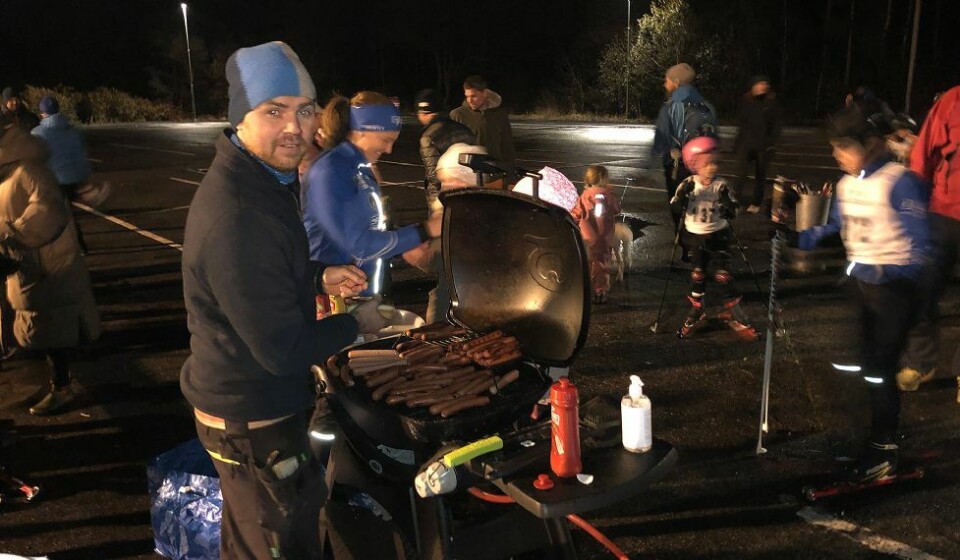 «Supermandag» på rulleski med pølser på menyen hos Fløy Ski