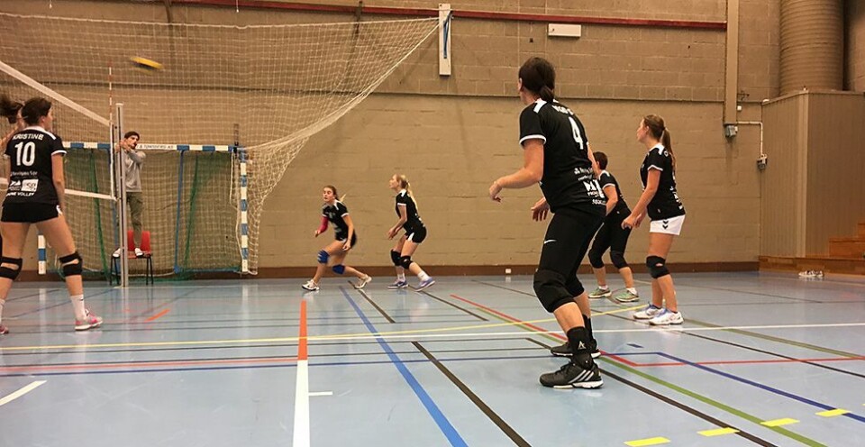 Seriestart volleyball, med en seier og ett tap til Søgne-lagene