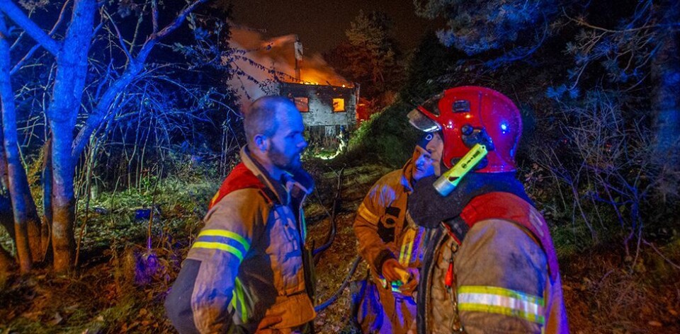 Husbrann på Langenes: - Åstedet er sperret av og kriminalteknikere er varslet