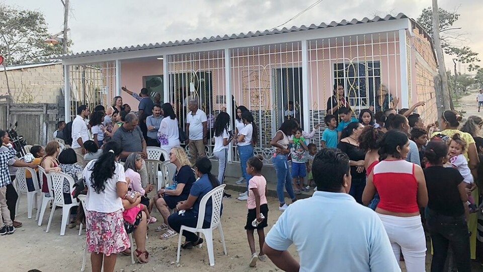 Flekkerøy Misjonskirke har bygd hus for over én million kroner i Colombia