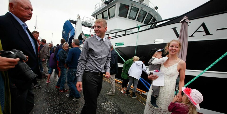Folkefest på Høllebrygga