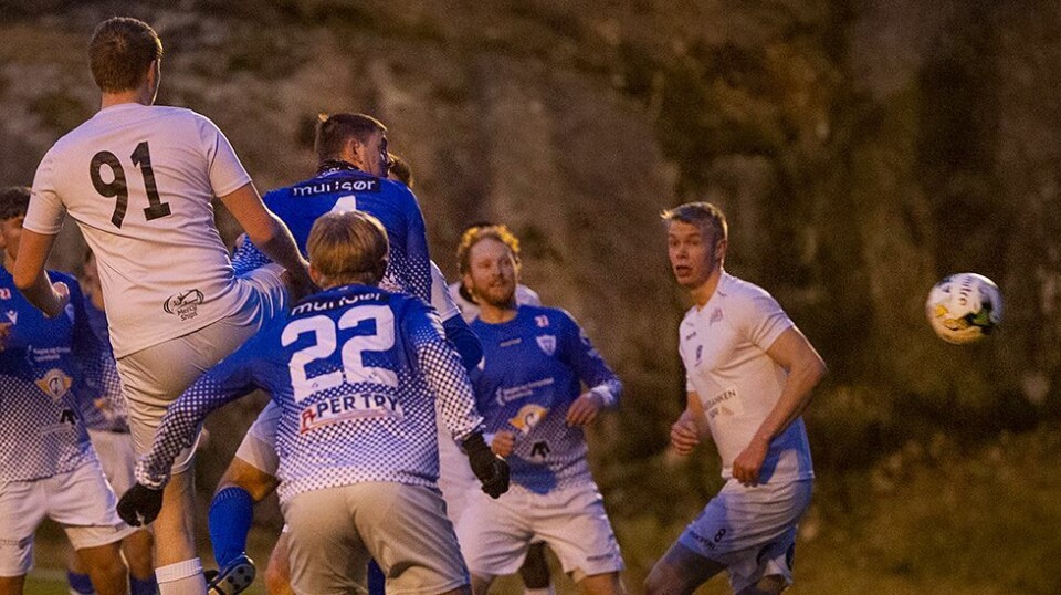 Uavgjort i seriepremièren