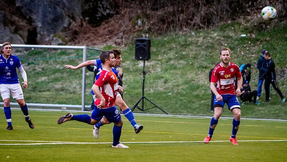 Hvem slår spikeren ned?