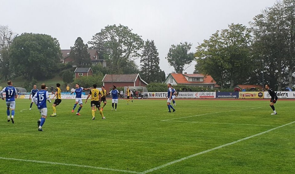 Dagfinn og Fløy på glatta mot Egersund
