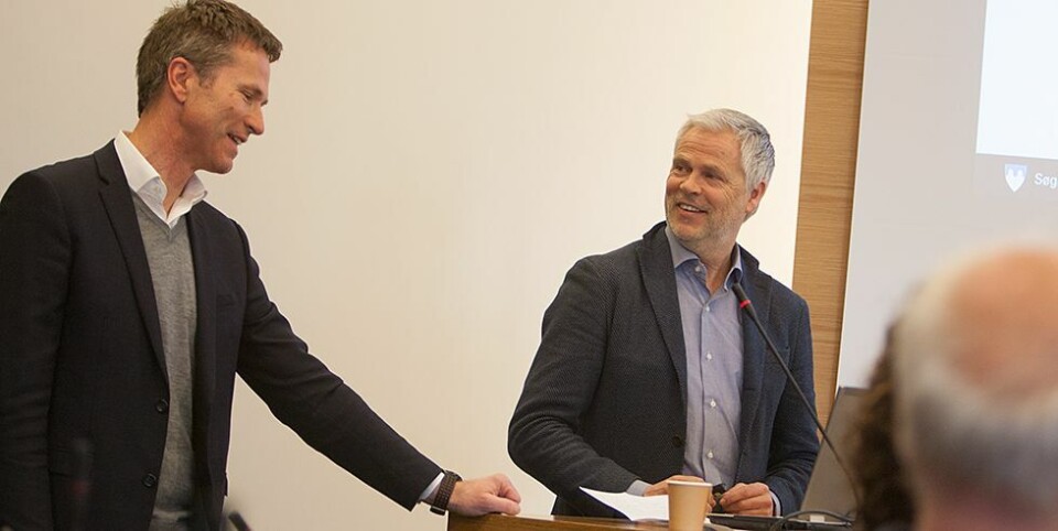 Vil bygge begge skolene samtidig