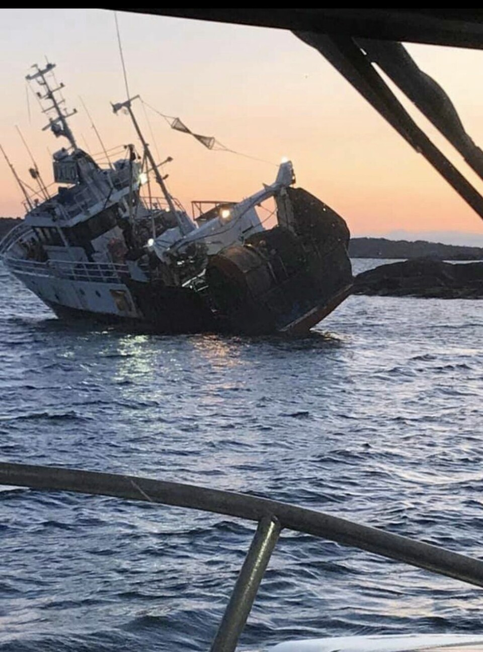 Fiskefartøy grunnstøtte ved Flekkerøy