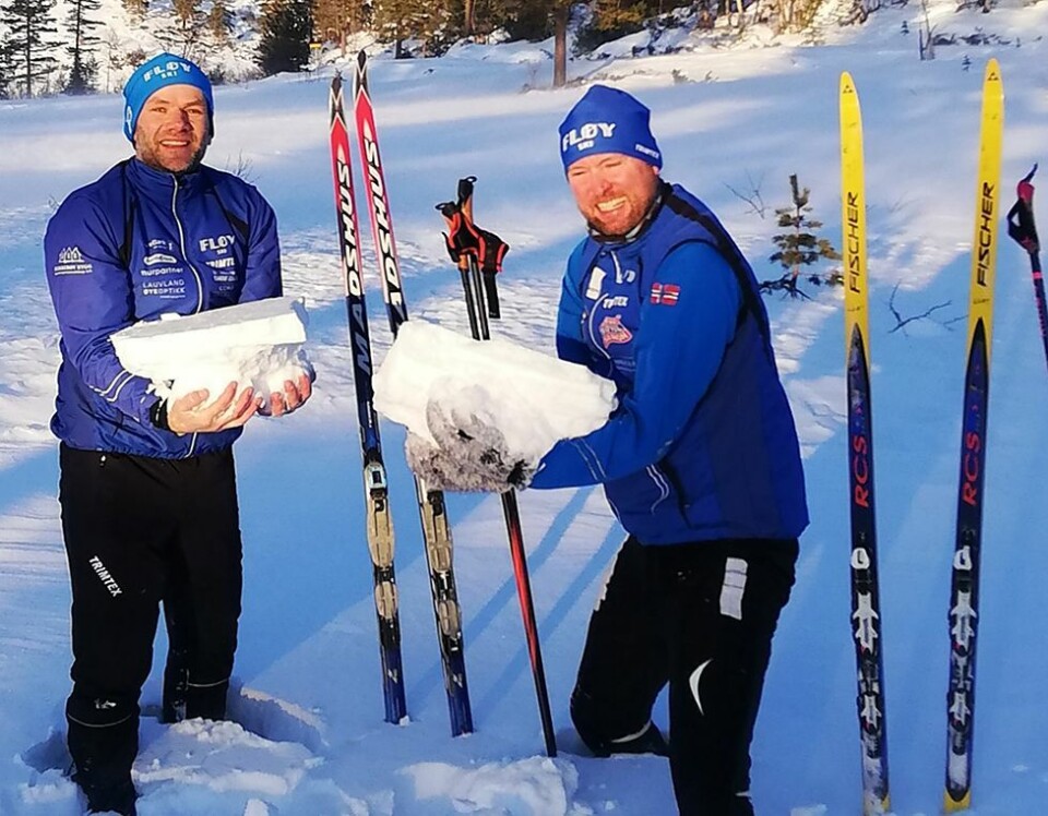 Skitrener på øya fortviler: Borte bra, men hjemme verst