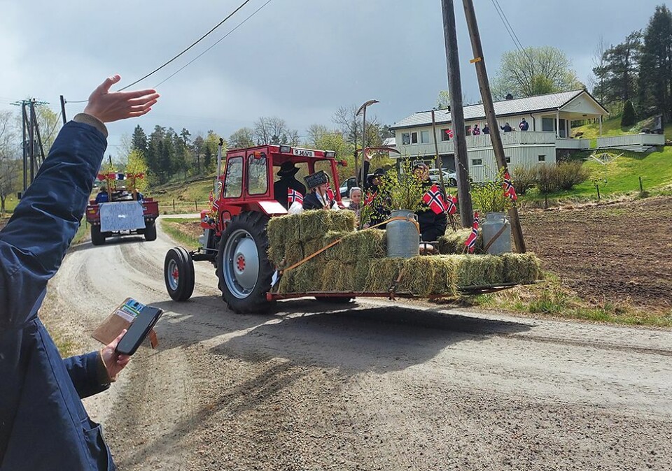 Se bilkortesjen i Finsland 17. mai