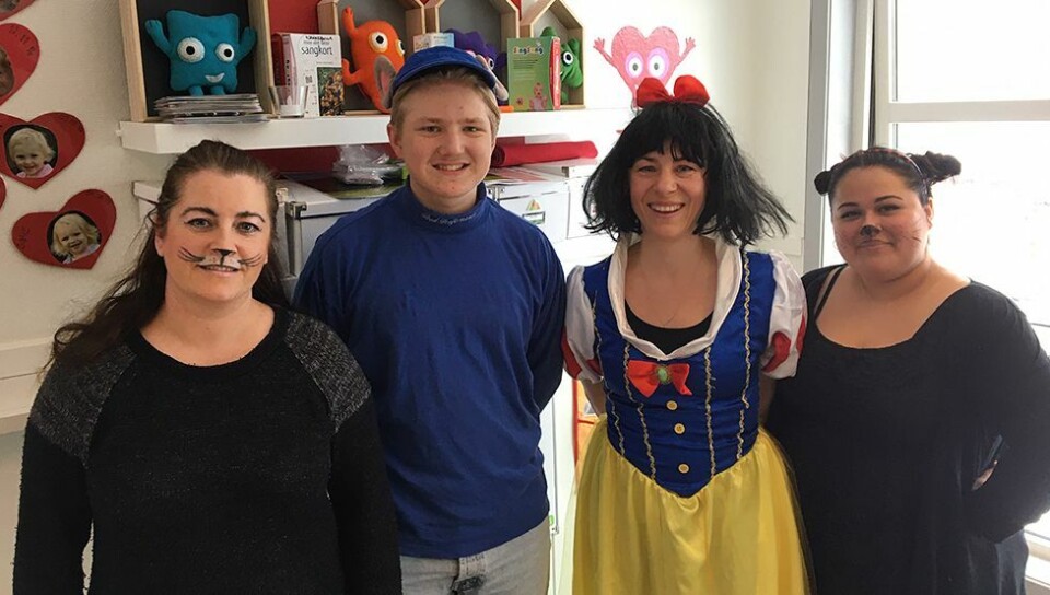 Karneval på barnehage på Flekkerøy: Blanding av Kaptein Sabeltann, Batman, løver, sommerfugler og prinsesser