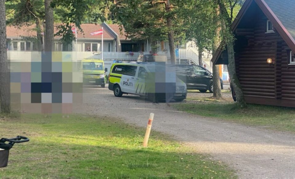 To barn hentet opp av vannet på Åros