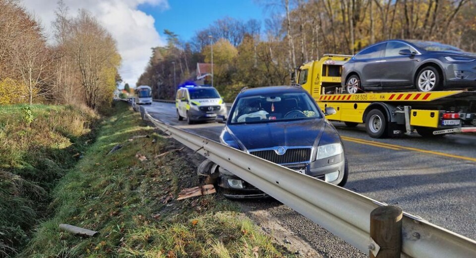 Bil i autovernet på E39