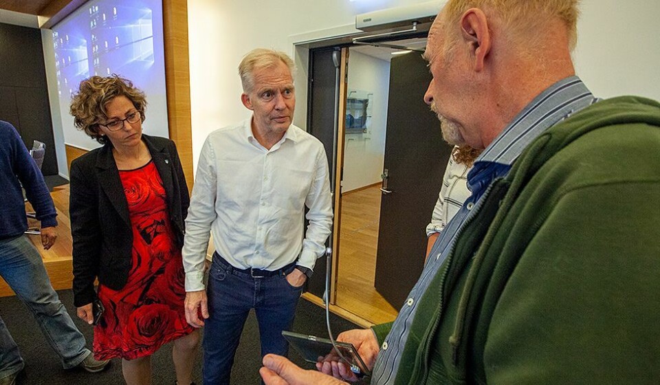 - Tror dette er det første rådhuset i landet med solceller på taket