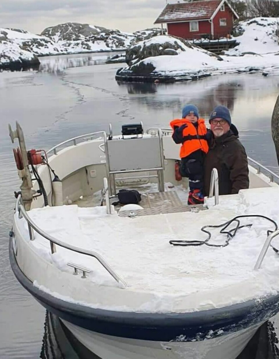 Fotograferte skifolket fra «Oxen» ved Daudmannsholmen