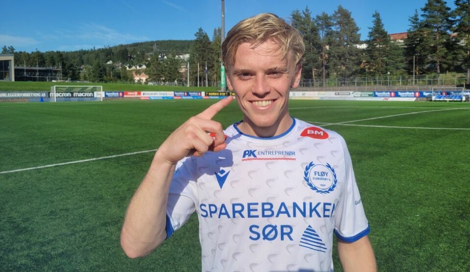 Jubel i Fløy: Vant endelig sin første seriekamp