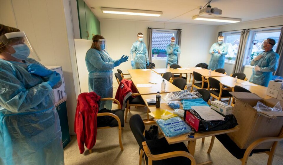 Hjelpekorpsere fra Søgne bistår koronasenteret