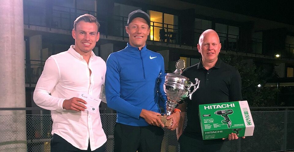 Løpsfantom og fotballspiller fra øya kjempet om golf-bøtta i Kragerø