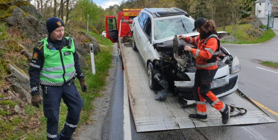 En person kjørt til legevakt etter at bil veltet på Langenesveien