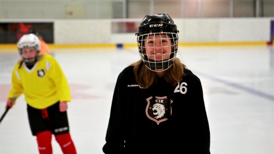 Jentehockeylag historiske på Sørlandet