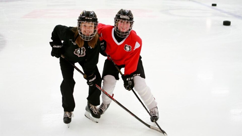 Jentehockeylag historiske på Sørlandet