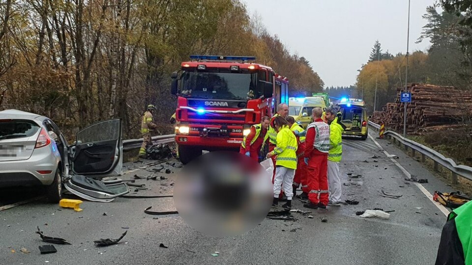 En mann (44) er bekreftet omkommet etter trafikkulykke på E39 ved Lohnelier