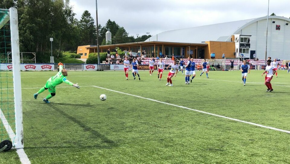 Bill.mrk.: Dyktig spiss ønskes til Fløy