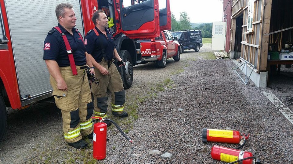 Brann i båt på Gjervoldstad. Slukket av eier med tre pulverapparat