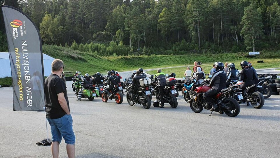150 motorsykler på Vamoen torsdag