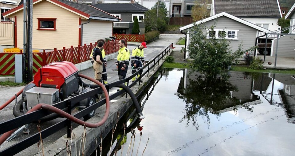 - En blanding av vann, diesel, parafin og kloakk