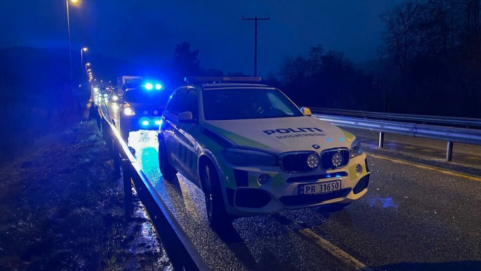 Fire biler i kjedekollisjon på E39 ved Rosseland