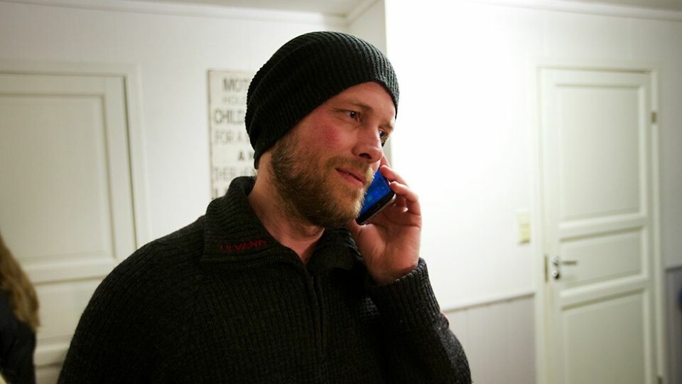 Freddy (39) blir nedringt av damer etter midnatt