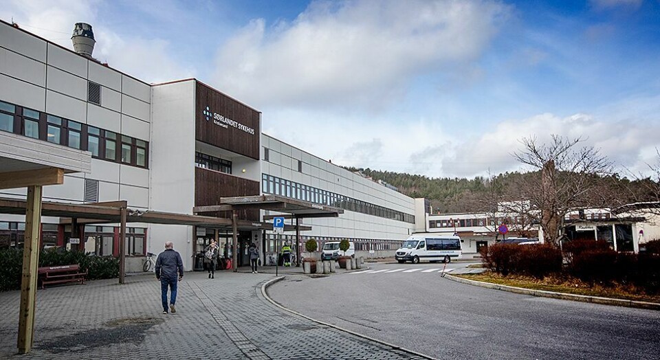 12 personer med smitte innlagt