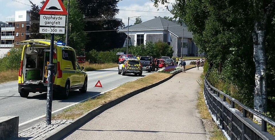 En person til sykehus etter kjedekollisjon i Songdalen