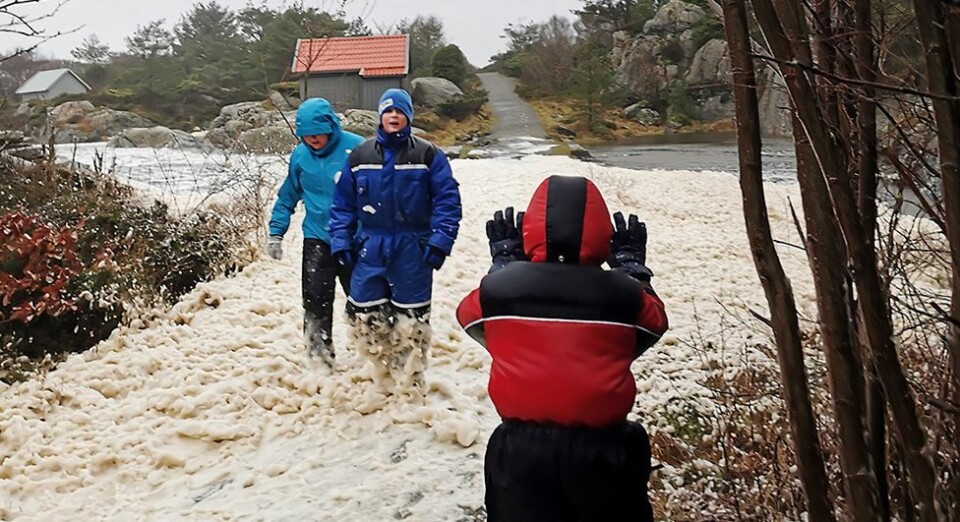 Til knes i skum på Flekkerøy