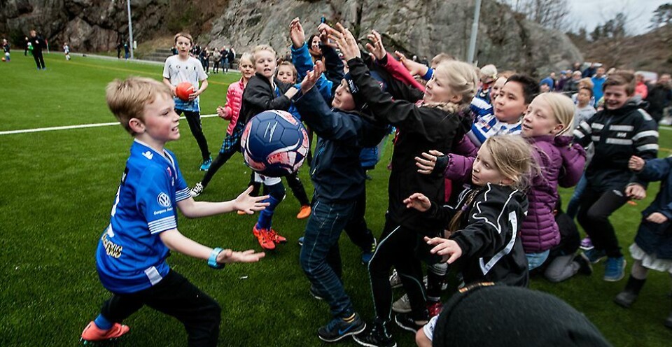 Over 500 på åpningsfest, med en godt bevart hemmelighet