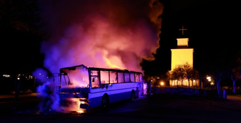 Campingbuss fullstendig utbrent