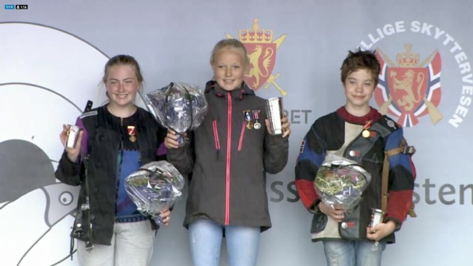 Ny finaleseier til Caroline - pappa skyter to finaler fredag