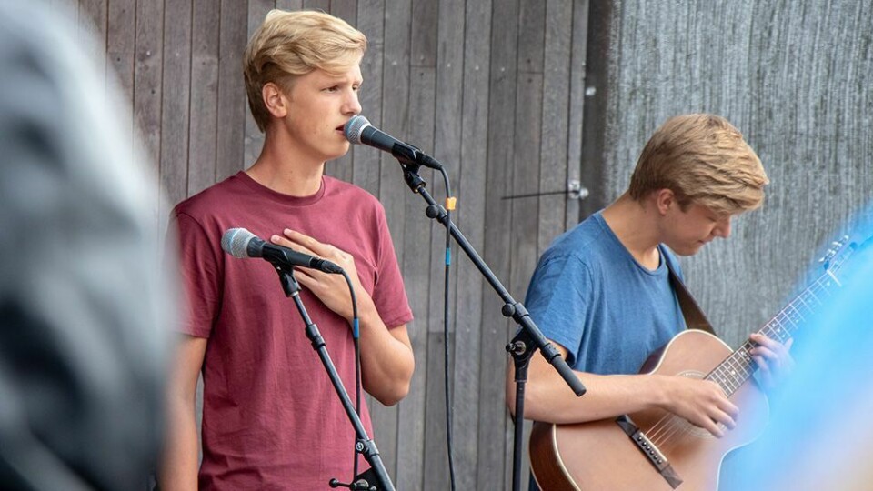 Inviterer til Idol-fest på Høllen vest industriområde