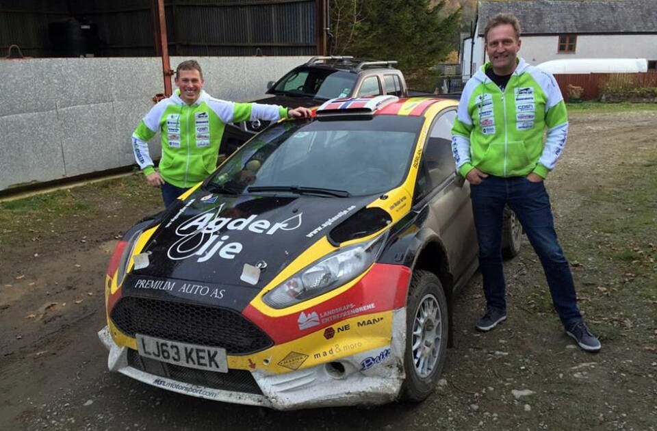- Koster en middels bil