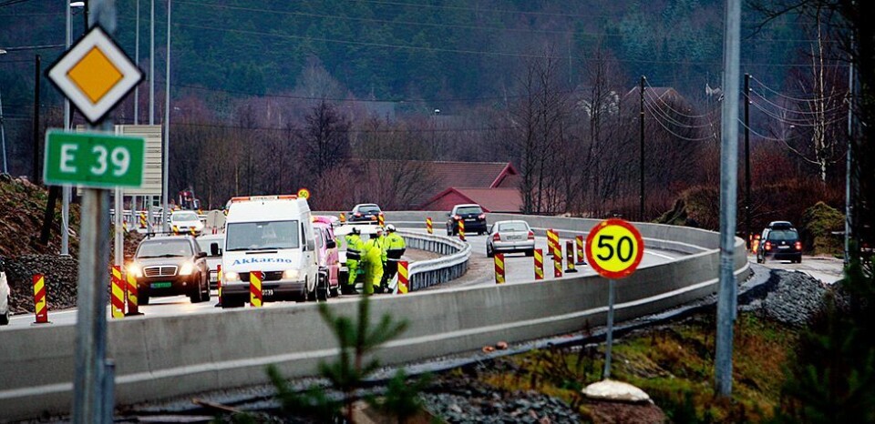 Utsetter åpningen av «firefelten»