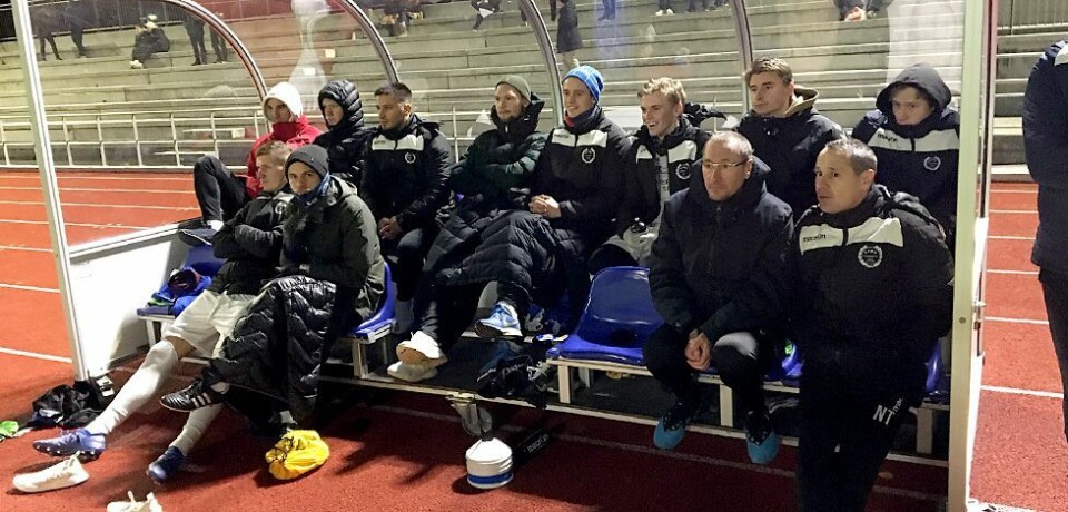 Kaldt på flotte Moseidmoen: Fløy vant 5-1, i kortbukser
