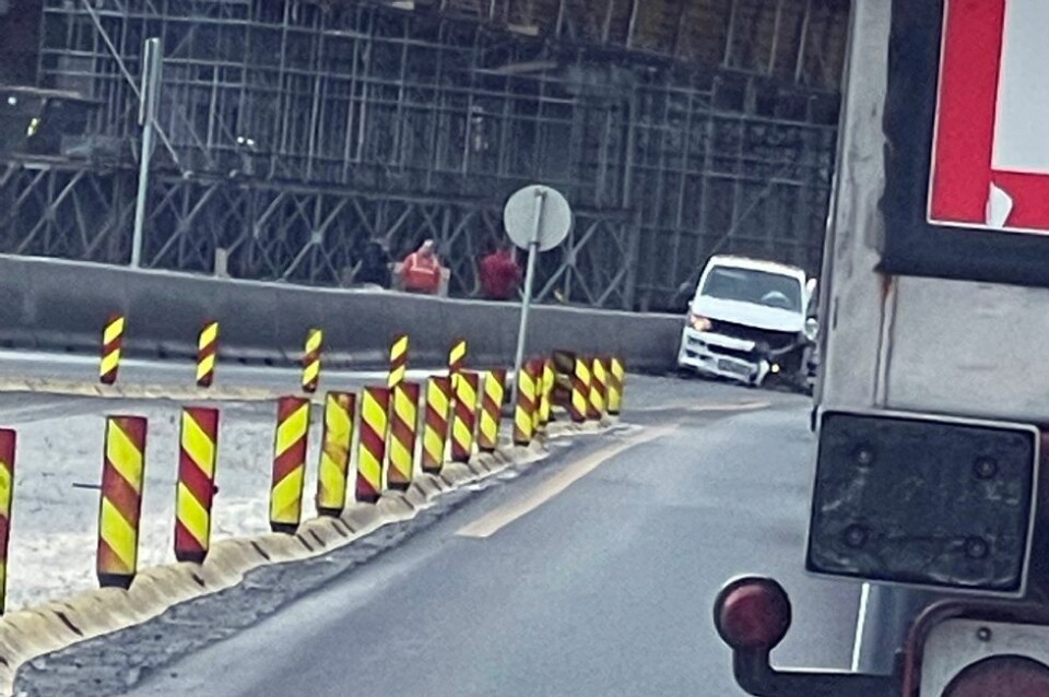 Én person kjørt akuttmottaket etter trafikkulykke på E39