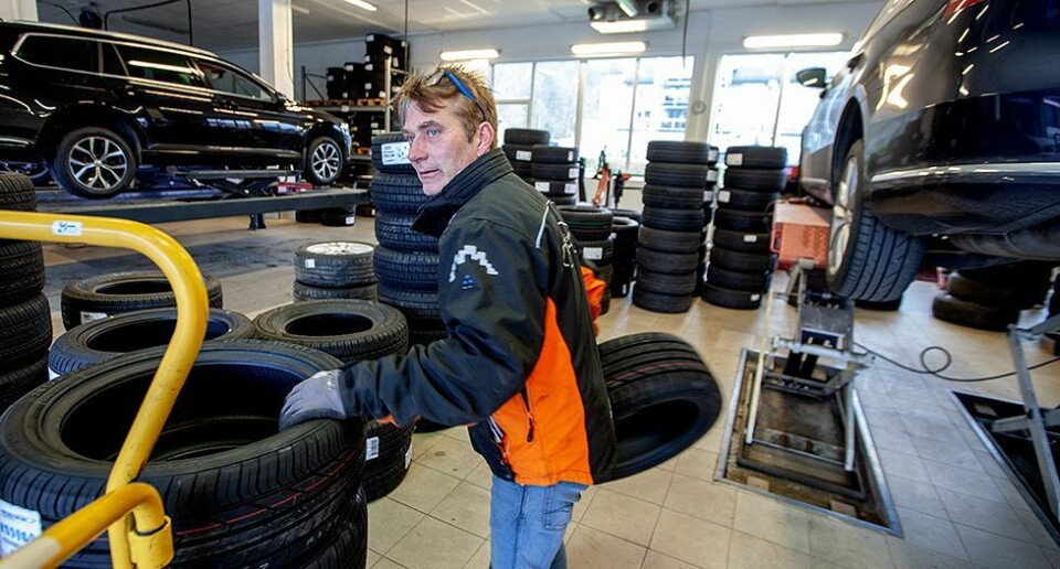 - Dekk over alt