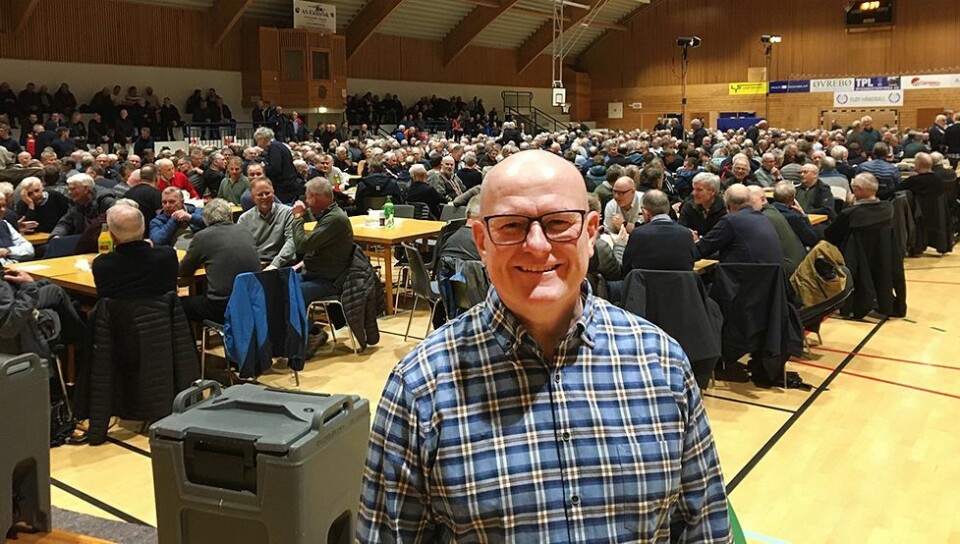 Det kokte, først hos Fiskeeksperten, videre på Bedehuset, så ble det glohett i Flekkerøyhallen; Det ble tidenes «Mannsmøte»