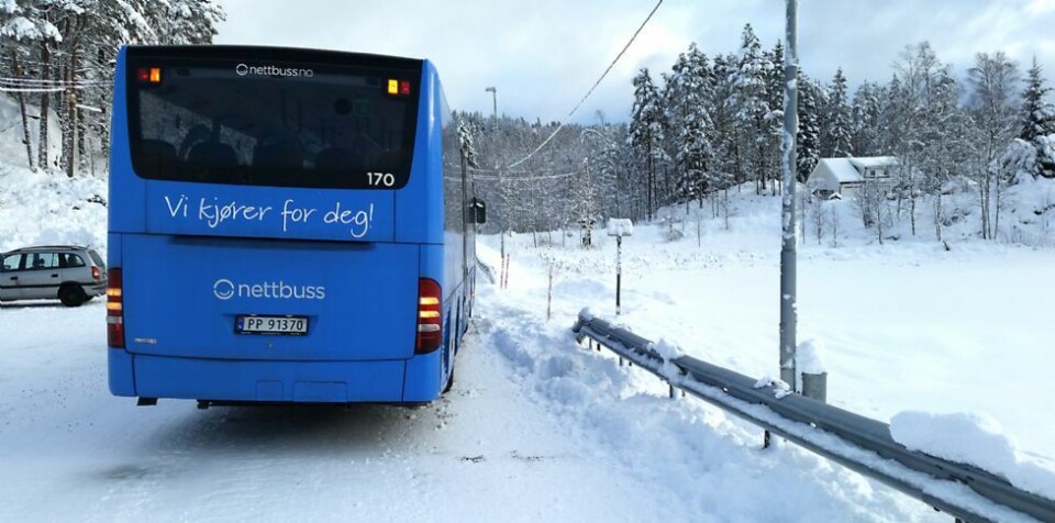 Gutter skadet i bussulykke