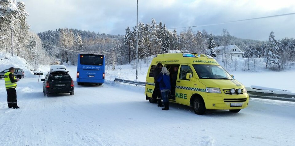 Gutter skadet i bussulykke