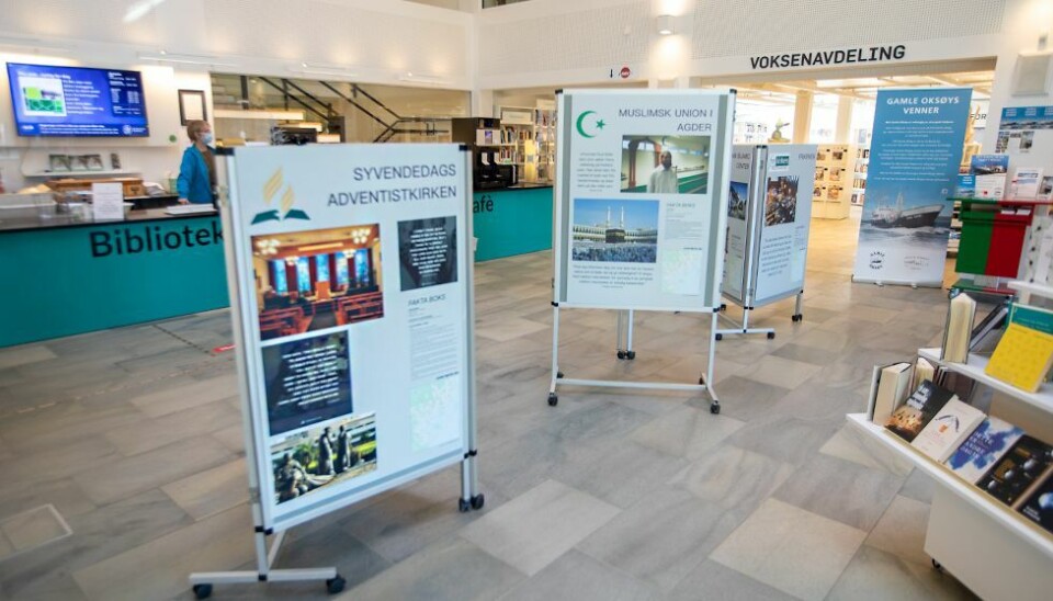Utstilling på Tangvall bibliotek