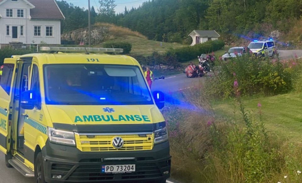 Trafikkulykke i Finsland, to motorsykler og én bil involvert