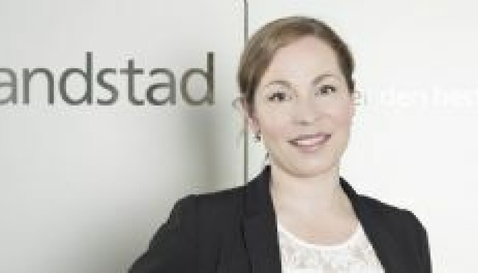 - Hvis vi dukker ned i tallene, ser vi at jo yngre arbeidstagerne er, jo vanskeligere har de for å koble av i ferien, sier administrerende direktør Camilla Grana i Randstad. (Foto: Randstad)