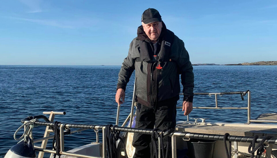 Anton Amundsen er en av flere trofaste hjelpere i arbeidet med å rydde havbunnen. Mandag var han båtfører på dykkeklubbens båt, «Snorkel lll»