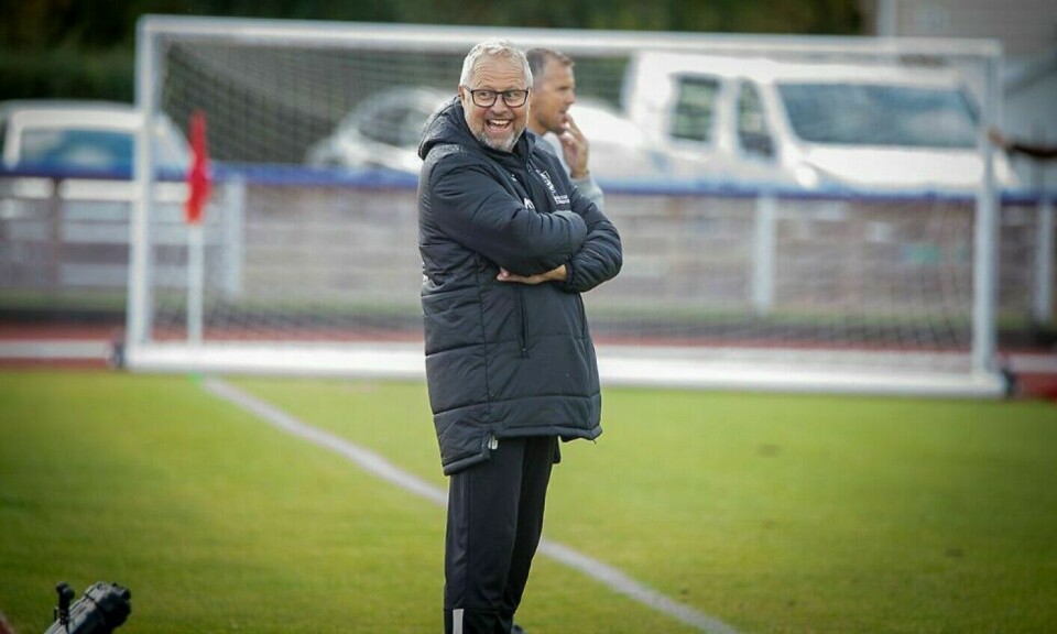 Seriestart hjemme lørdag ettermiddag: – En kamp vi bør vinne, sier treneren.